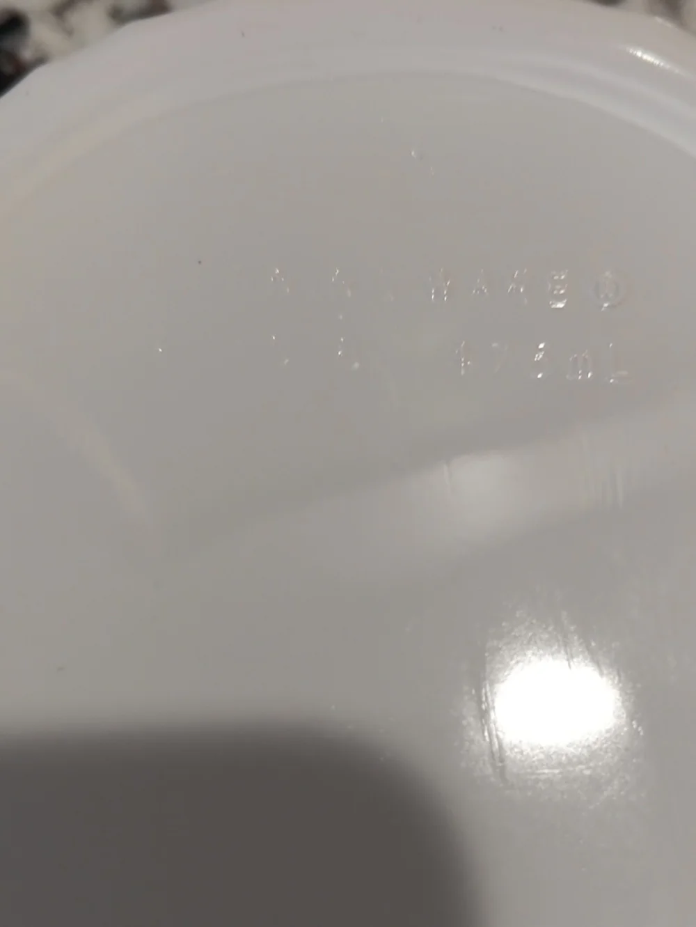 Vintage Corning White Ceramic Baking Dishes - Set of 2